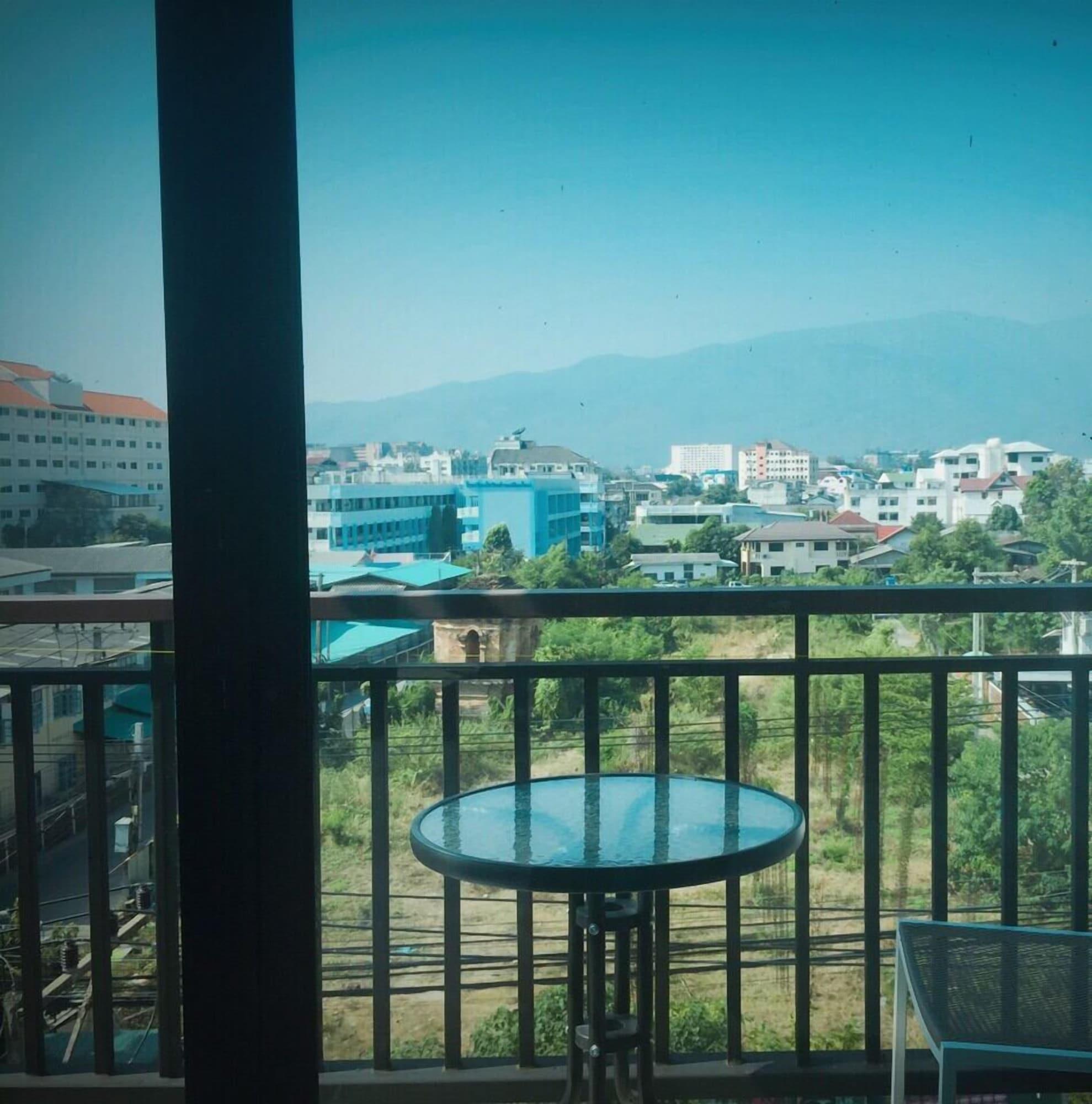 Rinrada Loft Resident Hotel Chiang Mai Exterior photo